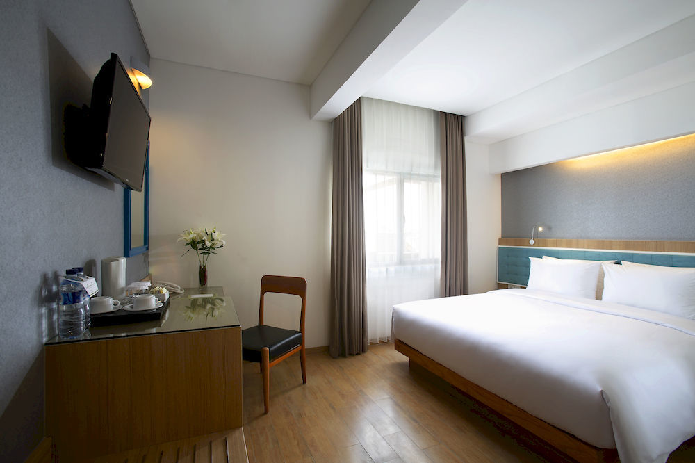 Hotel Santika Kelapa Gading Джакарта Экстерьер фото